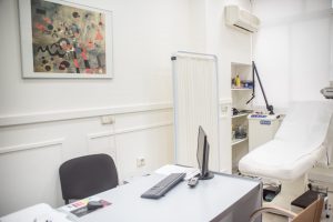 https://pruebas.clinicaherrera.es/wp-content/uploads/2020/11/DSC_9771-scaled-300x200.jpg