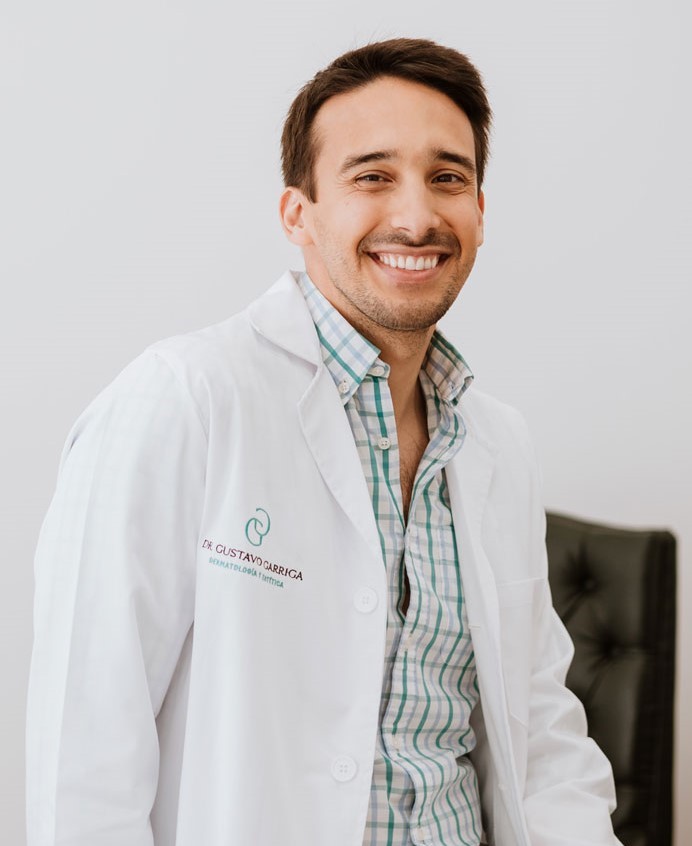 Dr. Gustavo Garriga Martina